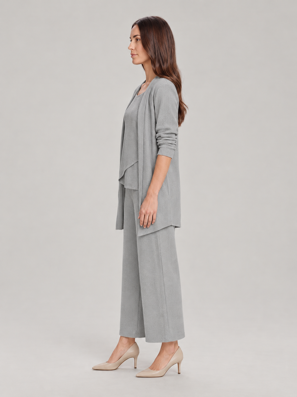 Driedelige set met vest, jasje en wijde broek voor dames – Carolien