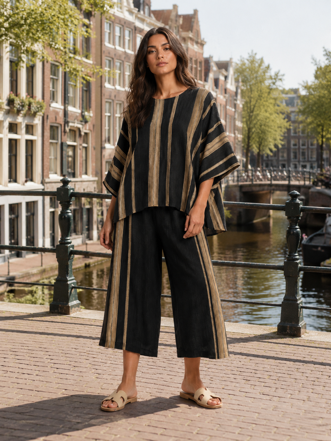 Gestreepte tweedelige set met culotte voor dames – Azure