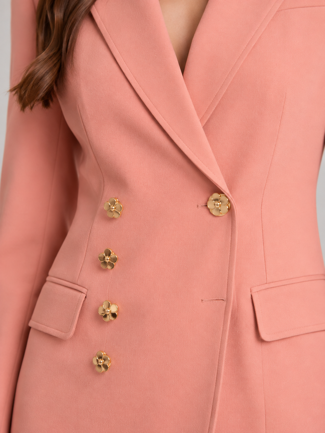 Getailleerd pak met bloemknopen voor dames – Ximena