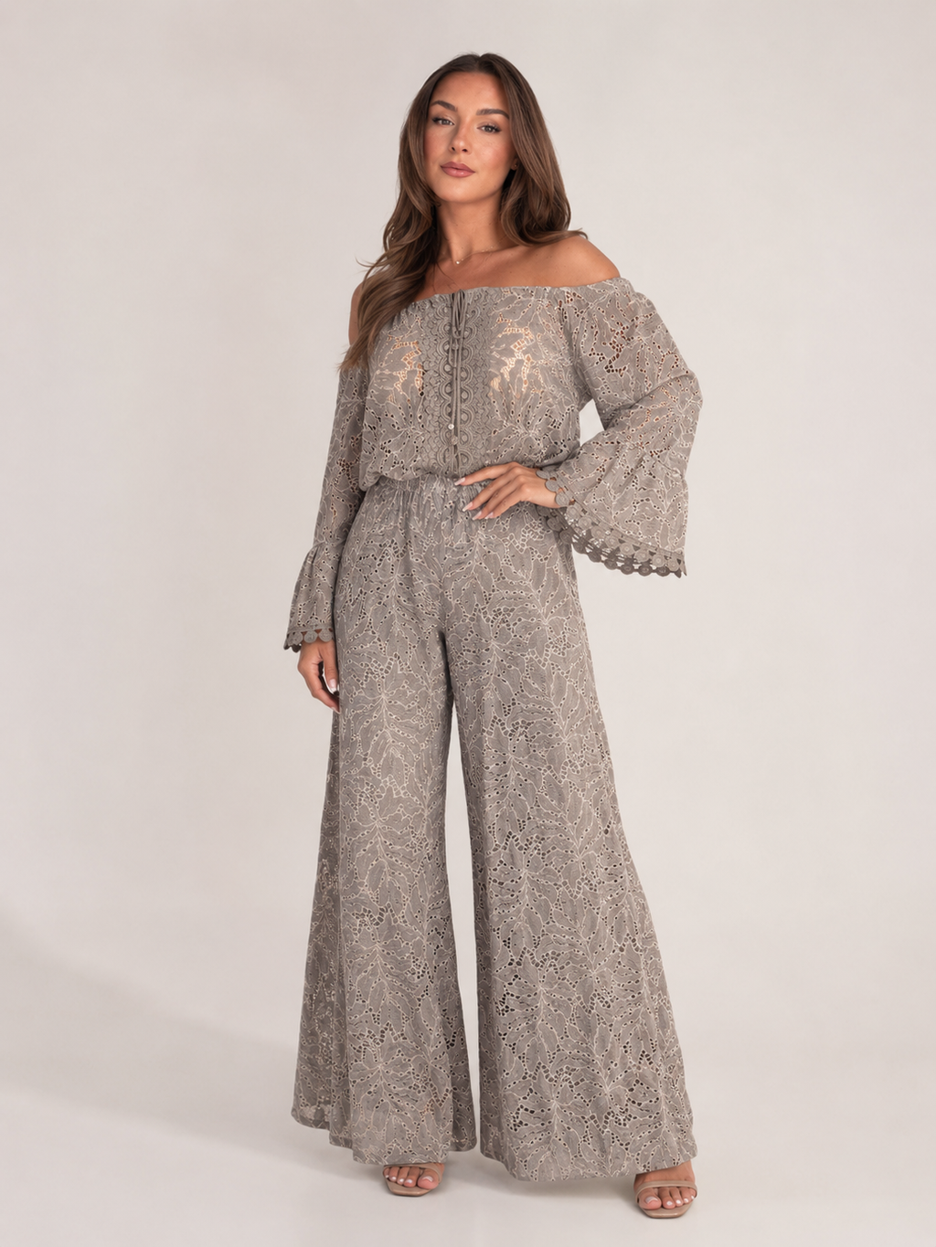 Off-shoulder kanten set met wijde broek voor dames – Malou