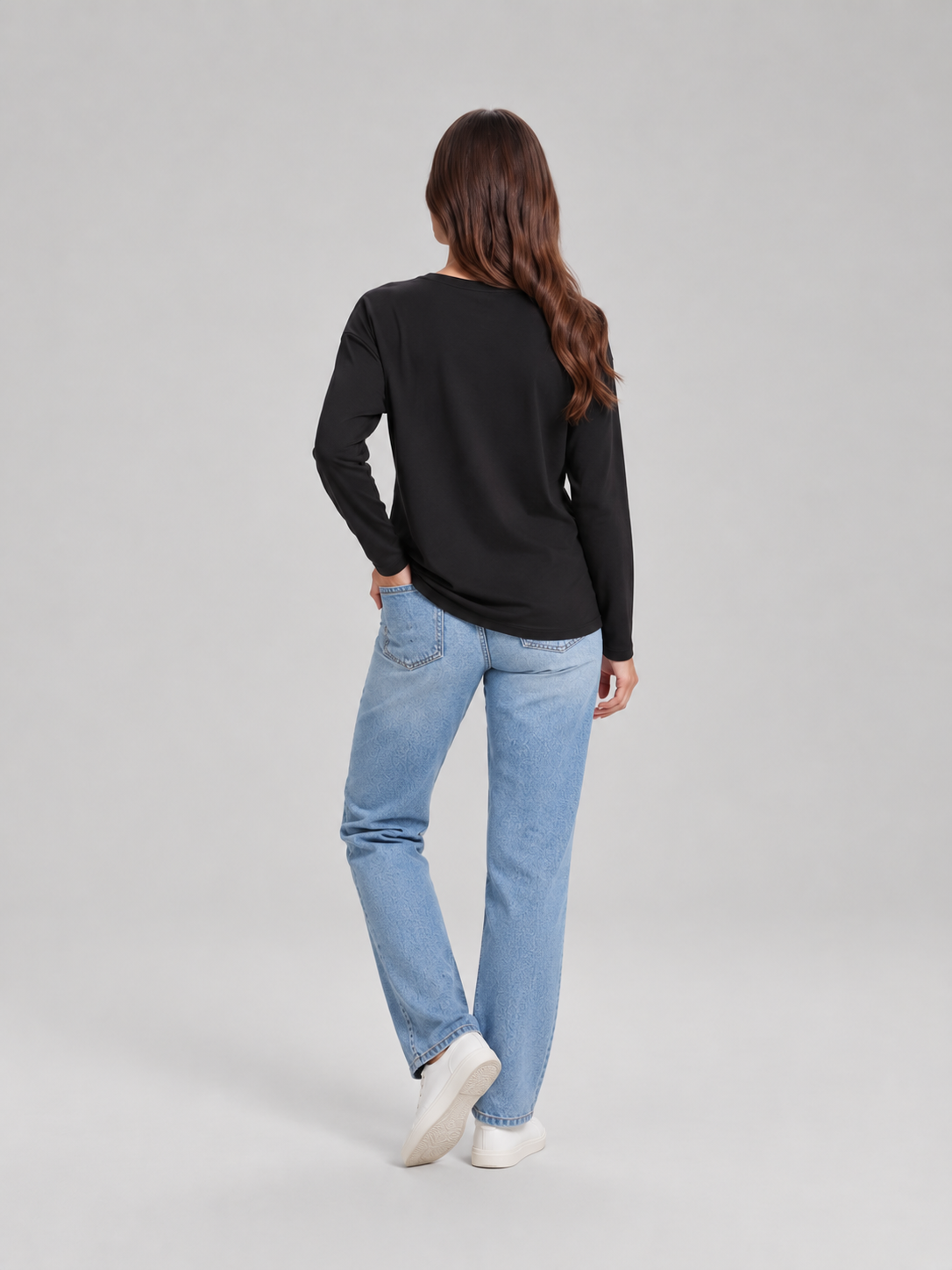 Louise Essential Long-Sleeve Top - Clara & Vivian