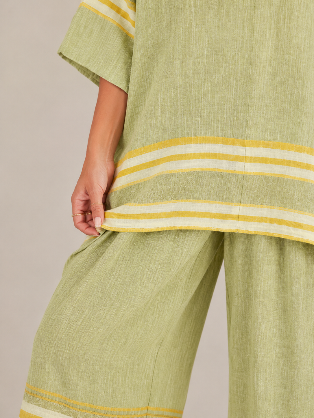 Gestreepte tweedelige set met culotte voor dames – Azure