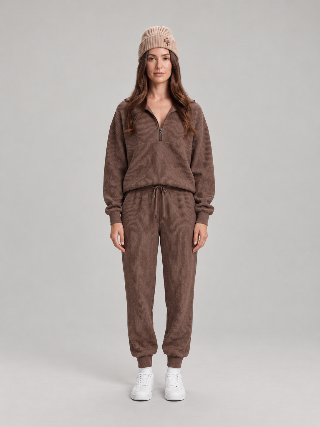 Loungeset met halve rits en jogger voor dames – Sjoukje