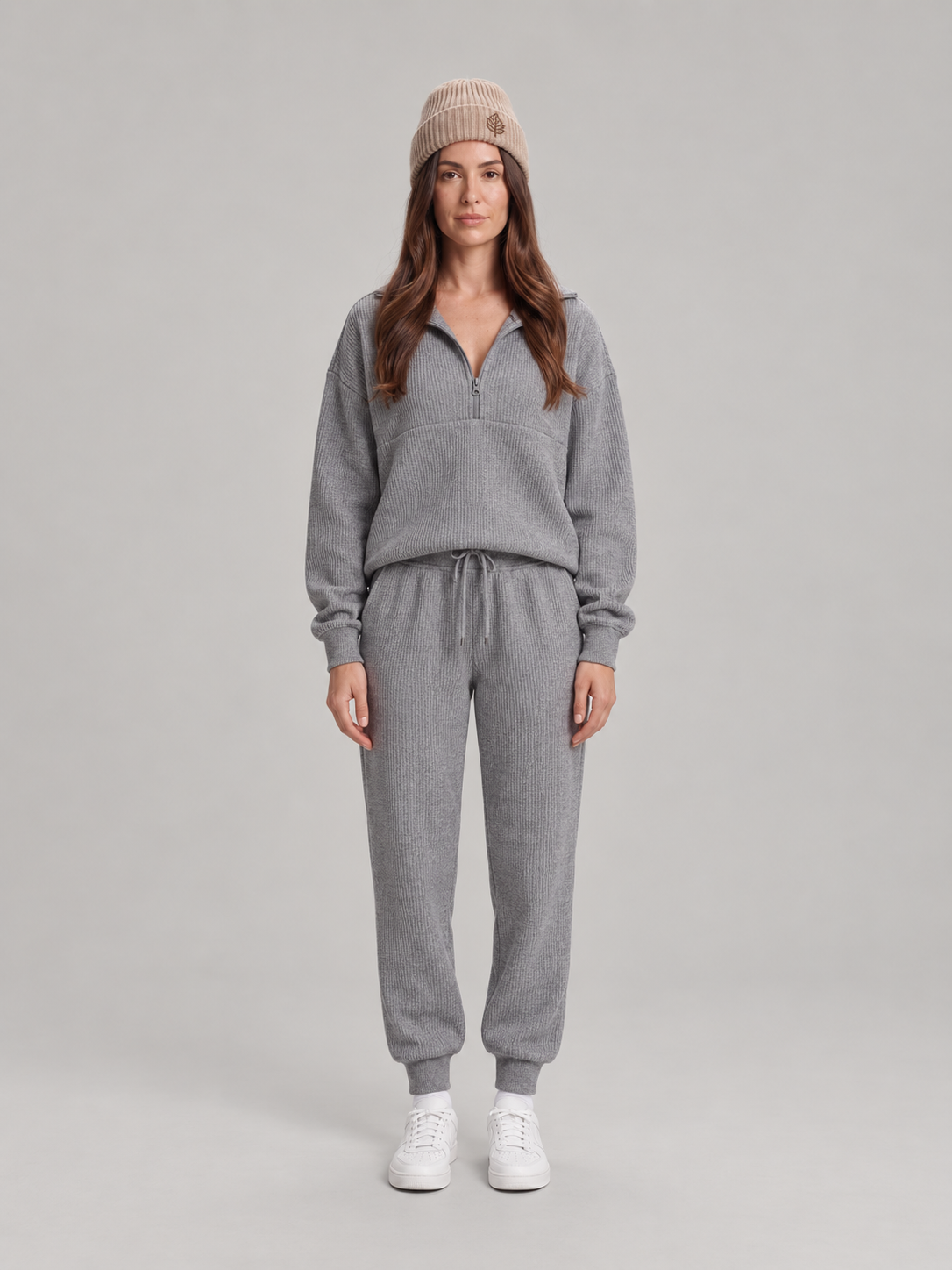 Loungeset met halve rits en jogger voor dames – Sjoukje