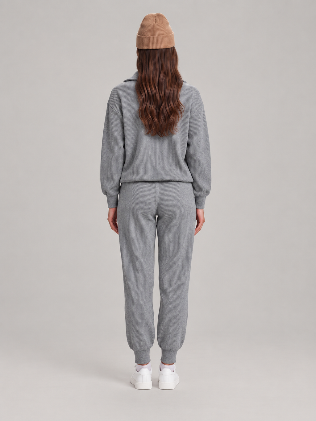 Loungeset met halve rits en jogger voor dames – Sjoukje