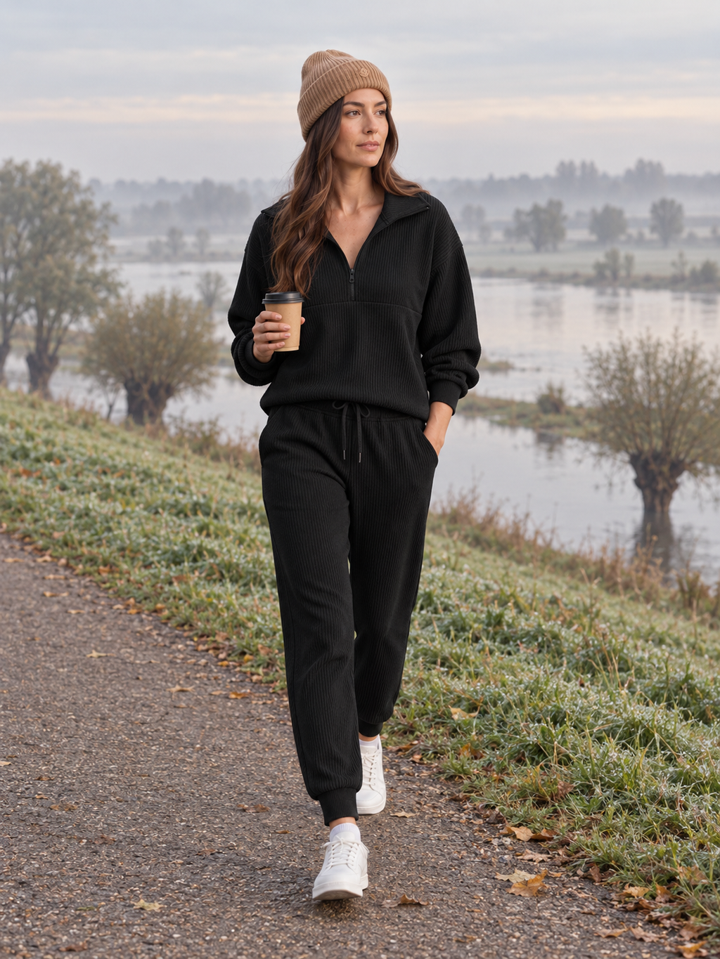 Loungeset met halve rits en jogger voor dames – Sjoukje