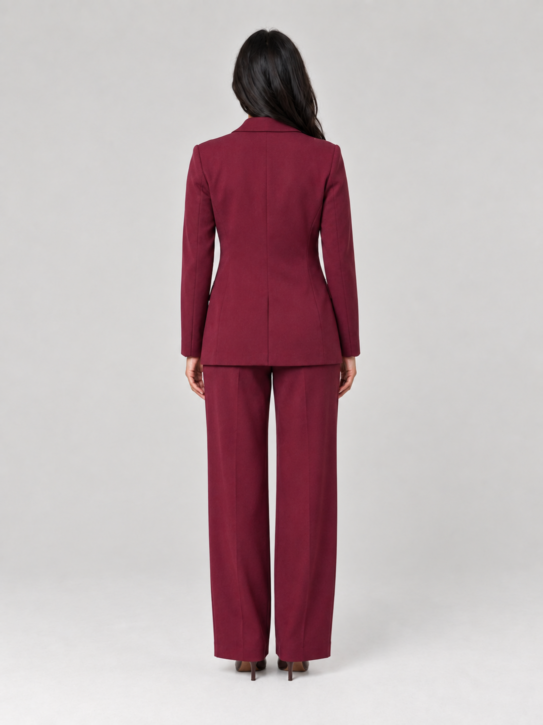 Elegante kostuumset voor dames – Tanja